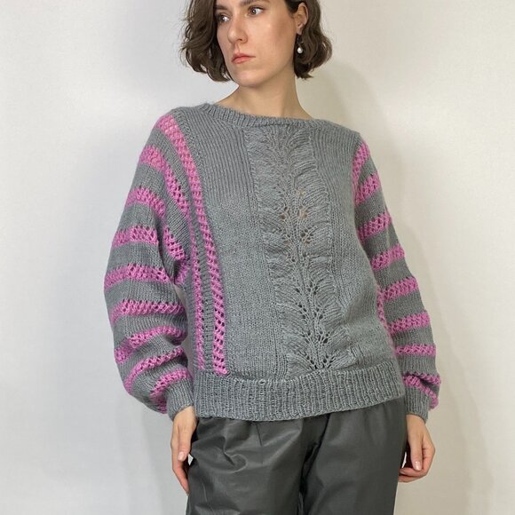 Vintage 1980s Hand Knit Grey & Purple Striped Mohair Cable Knit Sweater! Medium - Picture 3 of 3